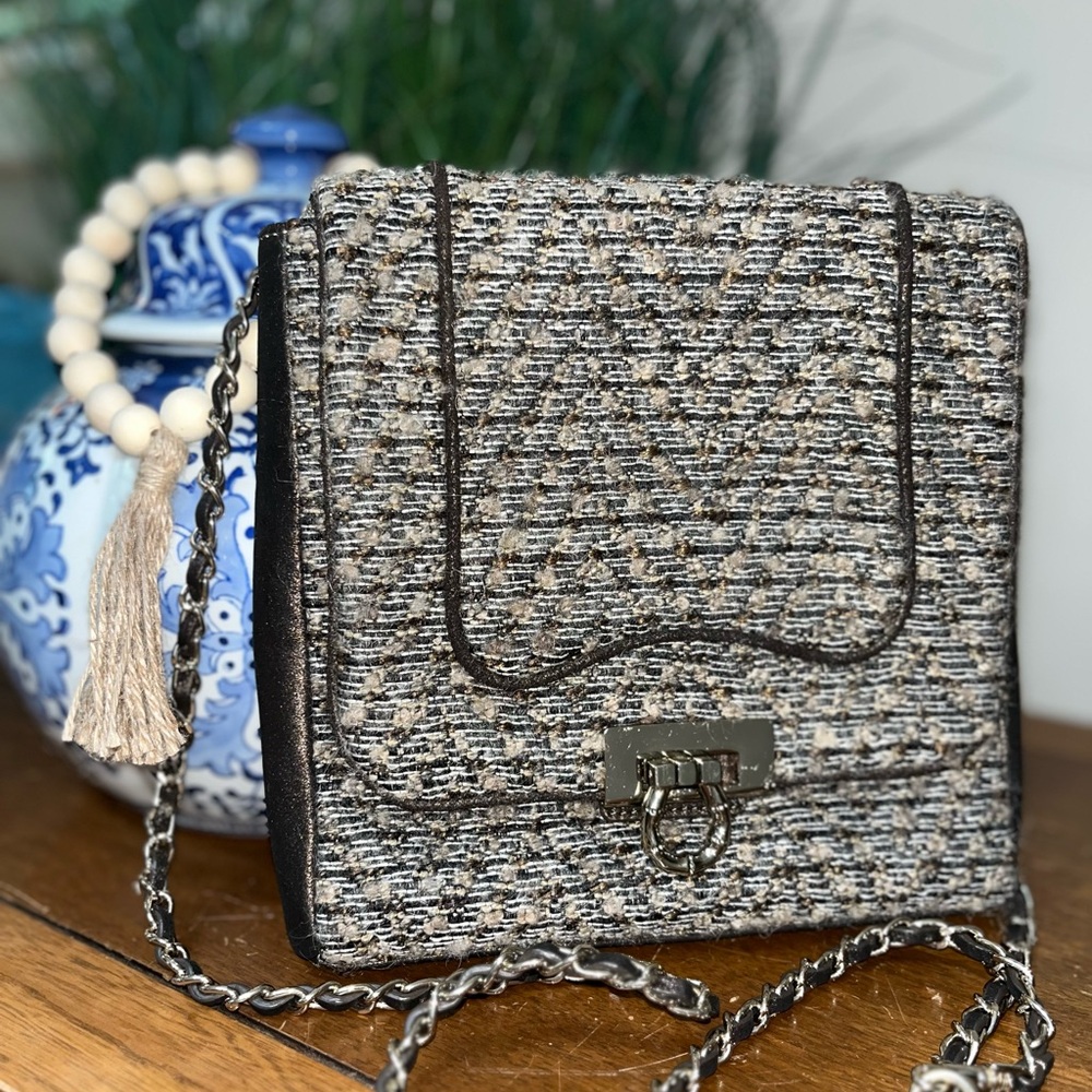 Elaine Turner NWT Tweed Crossbody Clutch – Stylish Ash Neutral